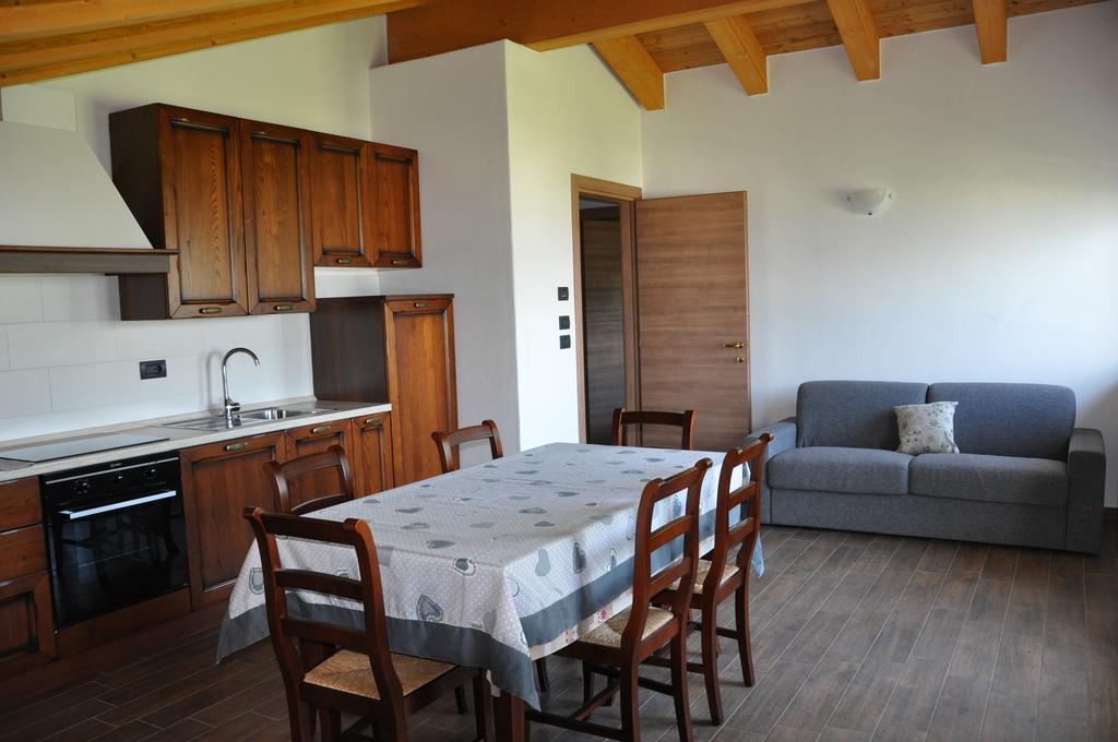 Le Foyer De La Ferme Διαμέρισμα Αόστα Δωμάτιο φωτογραφία