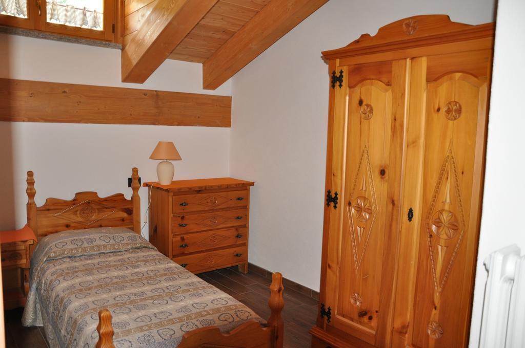 Le Foyer De La Ferme Διαμέρισμα Αόστα Δωμάτιο φωτογραφία