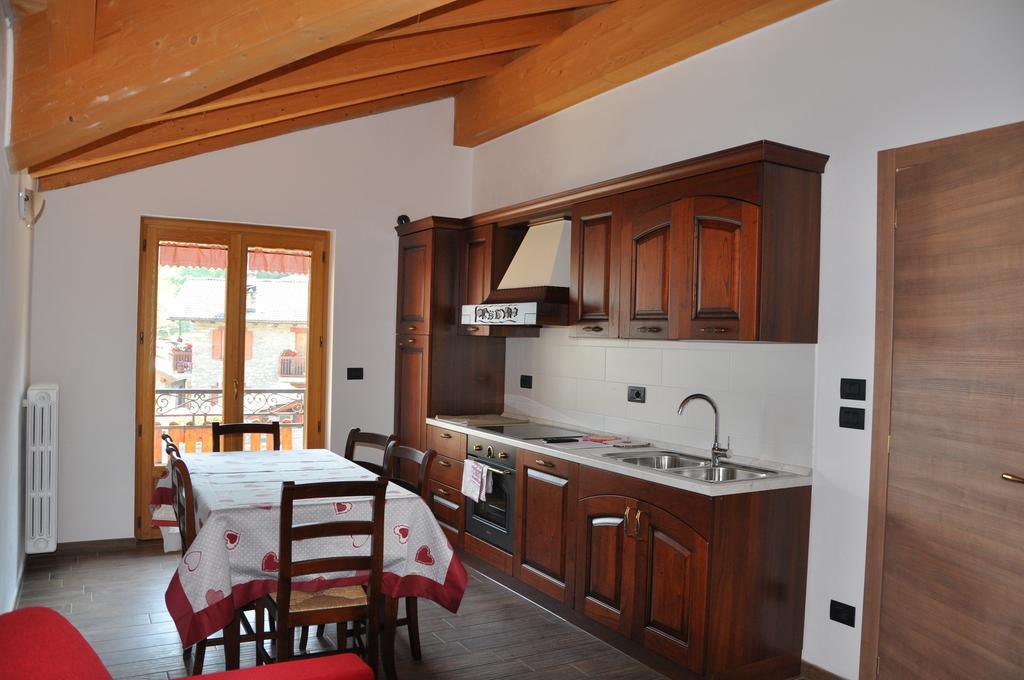 Le Foyer De La Ferme Διαμέρισμα Αόστα Δωμάτιο φωτογραφία